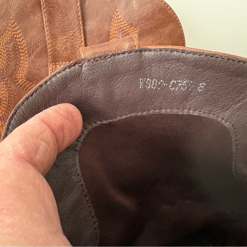 Men's Brown Western Cowboy Boots with Decorative Stitching - Picture 6 of 14